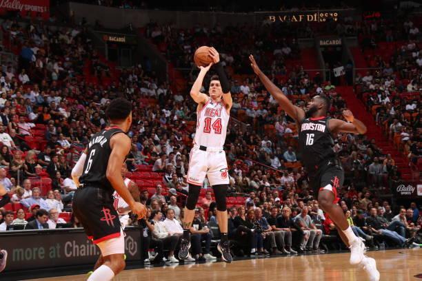 坚持运动让 坚持运动让